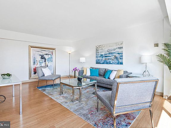 5th image of 3701 Connecticut Ave NW APT 720