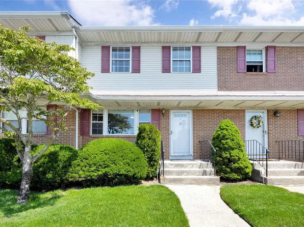 815 Franklin Avenue #9, Valley Stream, NY 11580