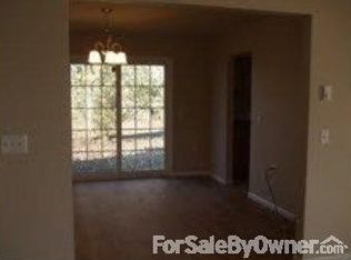 2415 Belview Dr, Minot, ND 58701