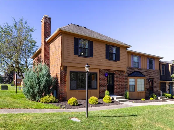 12 Huxley Way, Fairport, NY 14450