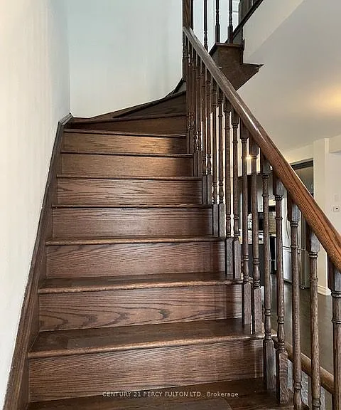 47 Dryden Way — Photo 5
