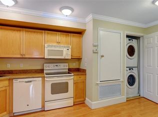 426 Mount Hope St UNIT 501, North Attleboro, MA 02760