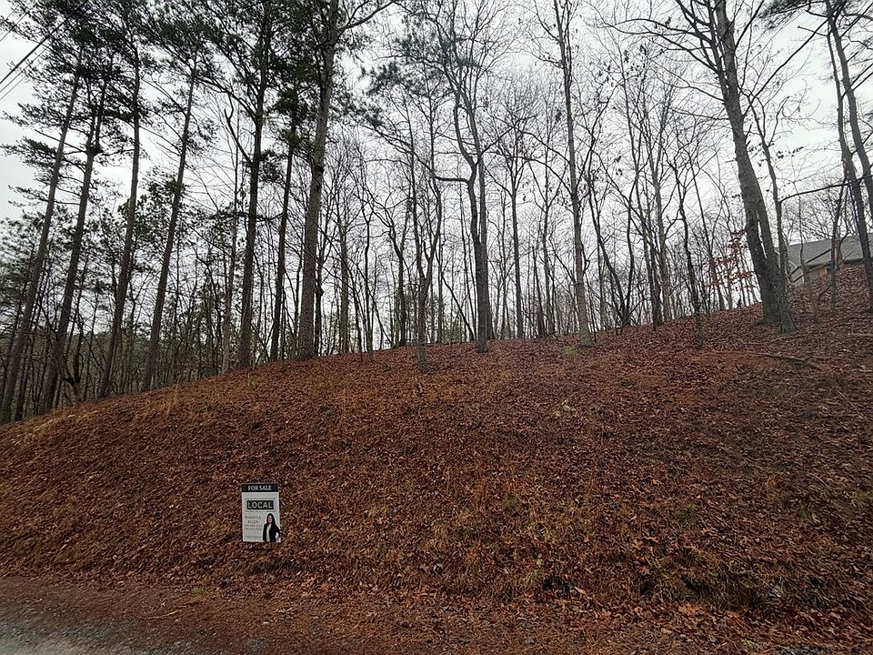 2nd image of 452 Joliet Dr