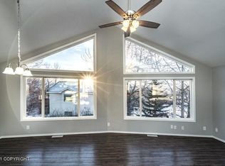 820 W Wickersham Cir, Palmer, AK 99645