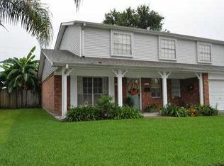 132 Cameron Dr, Gretna, LA 70056