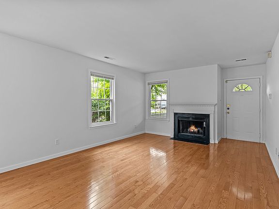 4th image of 14 Aster Way