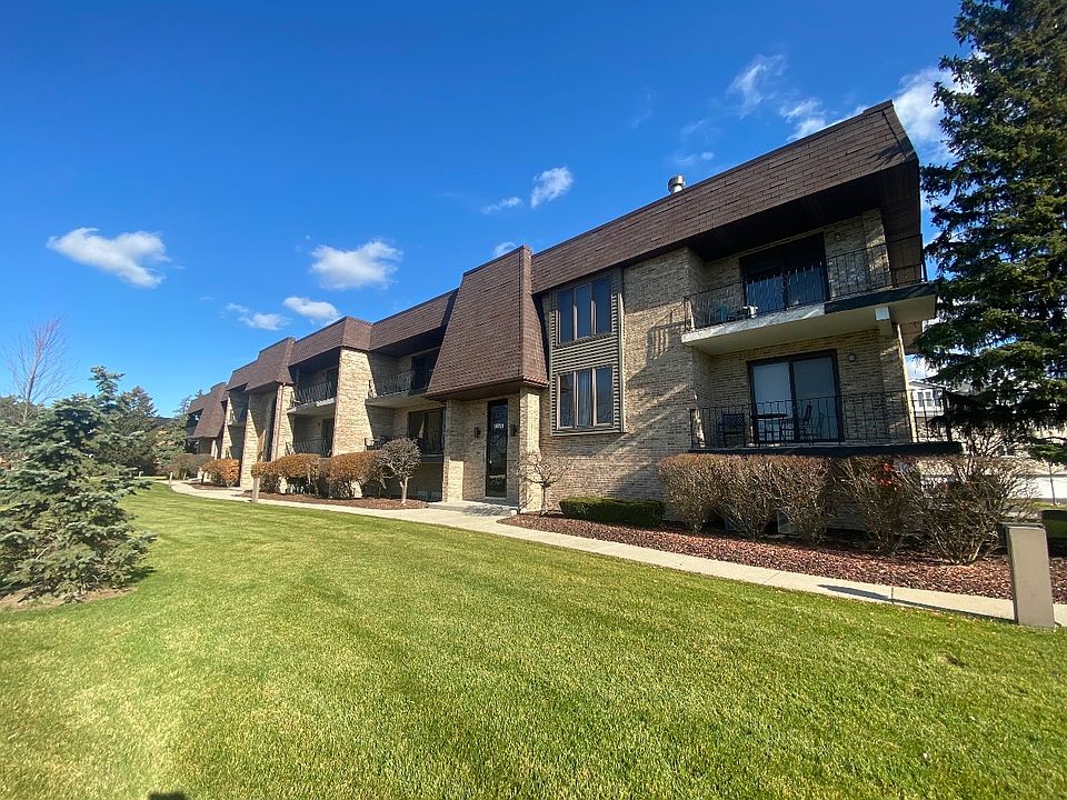 1st image of 15714 Lake Hills Ct Unit 1N