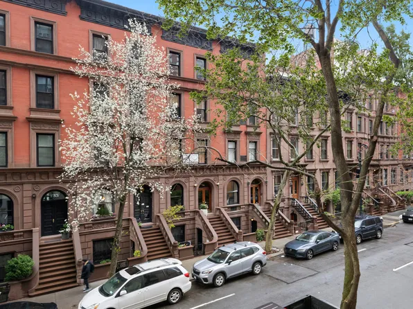 140 West 69th Street 26C image 3 of 23