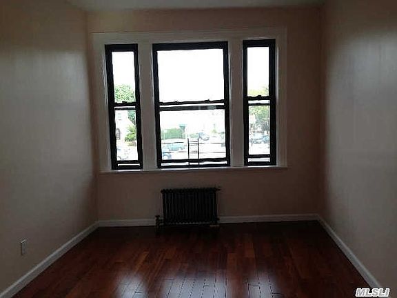 2nd image of 6356 Woodhaven Blvd