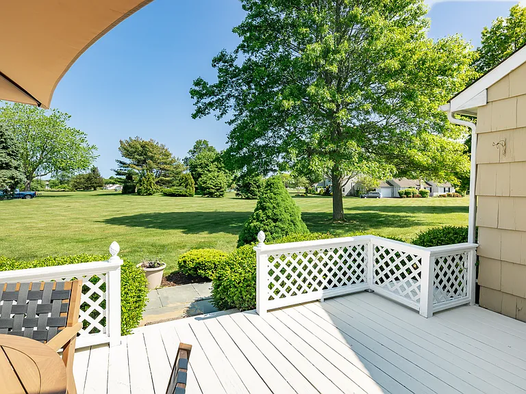 125 Saint Andrews Cir — Photo 18