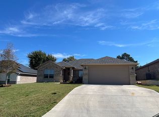 1310 Avenue C, Grand Prairie, TX 75051