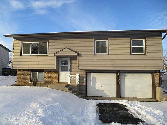 2nd image of 696 Leslie Ln