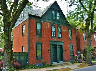 41 N Water St, Lewisburg, PA 17837