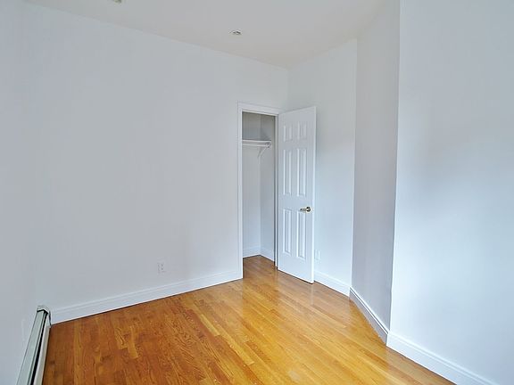 3rd image of 347 E 82nd St APT 302