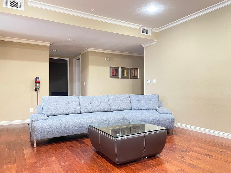 1st image of 625 S Berendo St APT 507