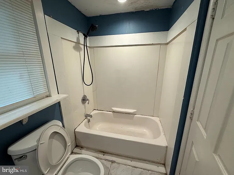 212 Warren St #2 — Photo 27