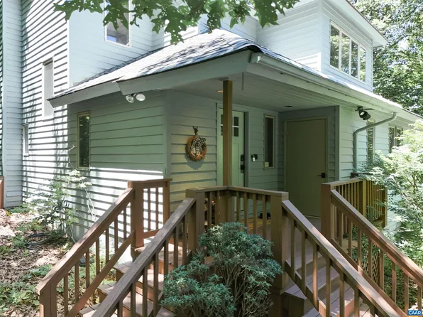 278 E Catoctin Dr, Wintergreen Resort, VA 22967