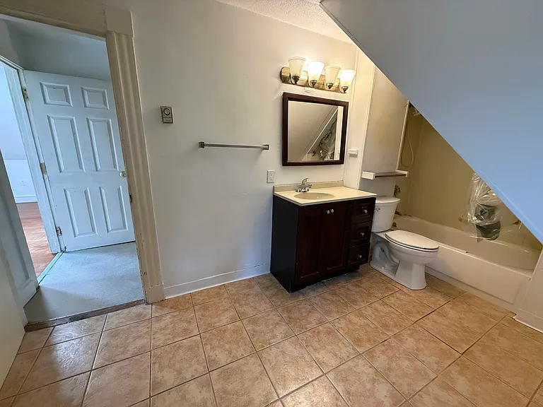 107 Bloomfield St #3 — Photo 12