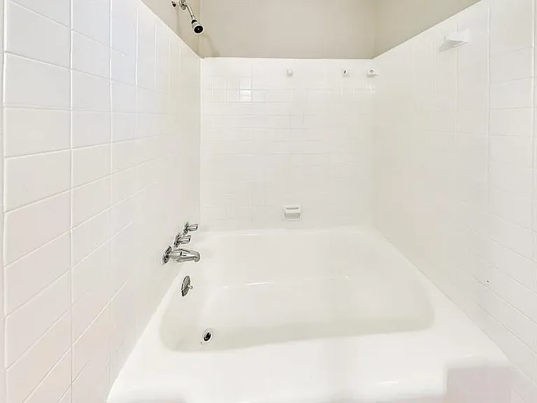 199 Howard St NE #2 — Photo 10