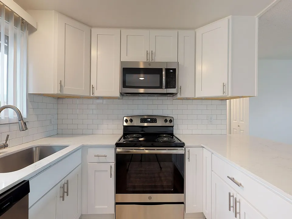 610 Elizabeth St