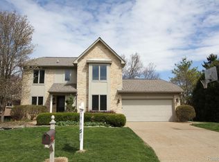 2701 Steamboat Springs Dr, Rochester Hills, MI 48309