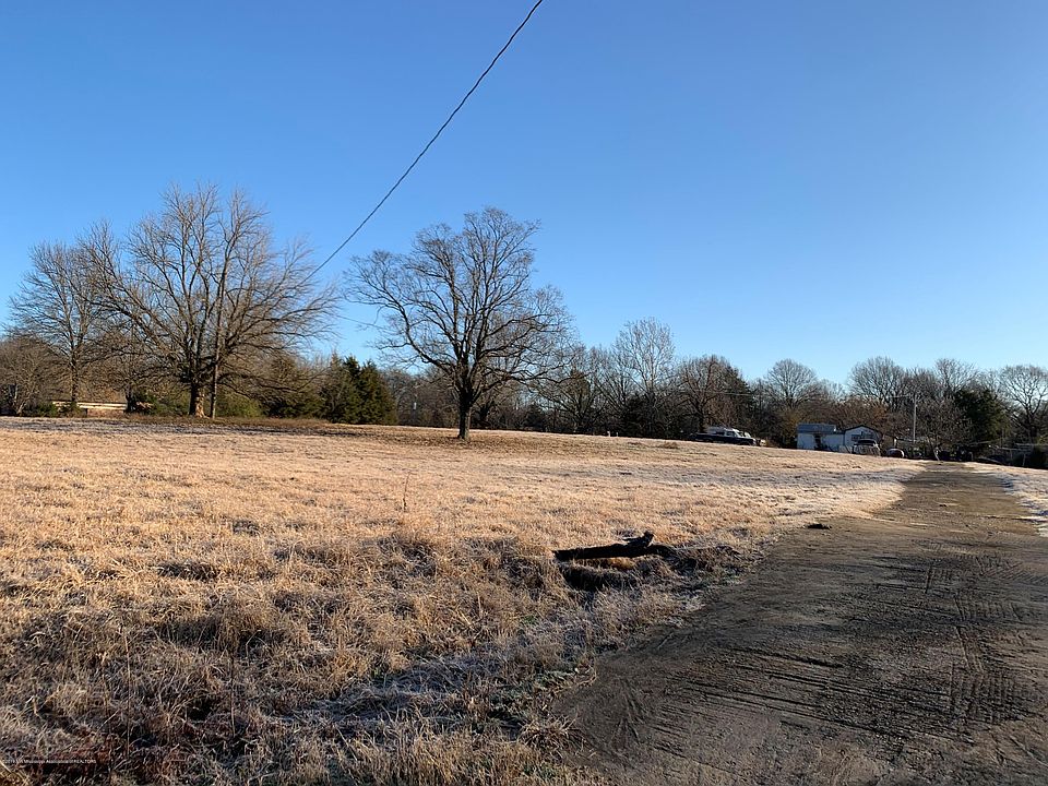 2nd image of 8060 Davidson Rd