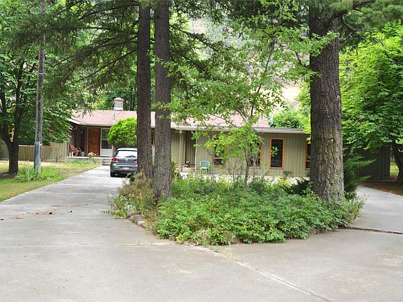 2nd image of 378 Hunt Rd