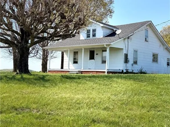 2109 Union Grove Church Rd, Yadkinville, NC 27055