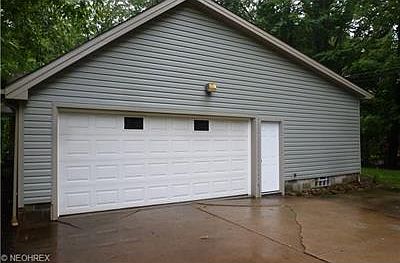 2nd image of 1194 Trails Edge Dr