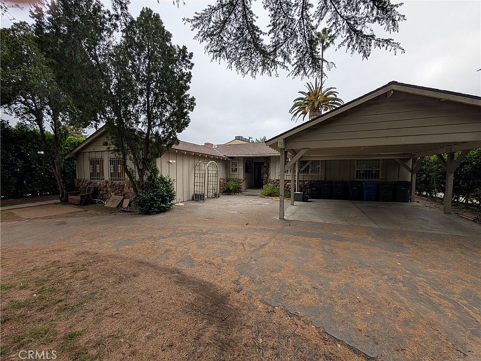1st image of 12753 Chandler Blvd