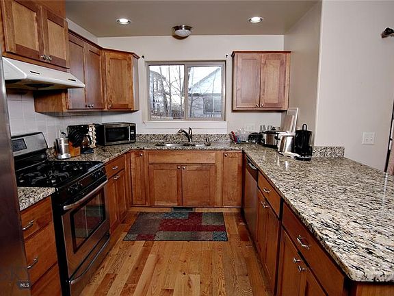 3rd image of 1823 Buckrake Ave