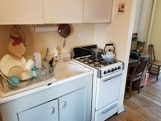 Sold by Jonathan Barry Associates Inc | media 10