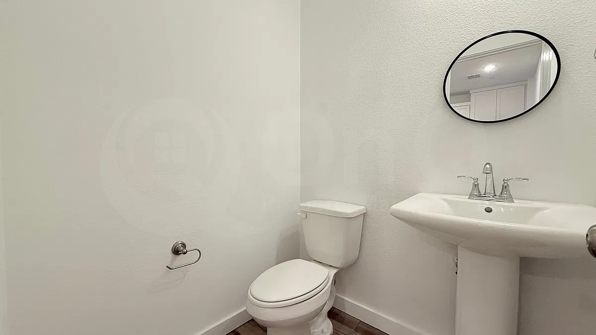 2 bed, 2.5 bath, 1781 sqft, $2,700 — Photo 2