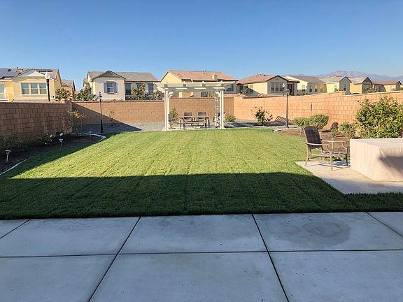 5th image of 3015 E Arbor Ln