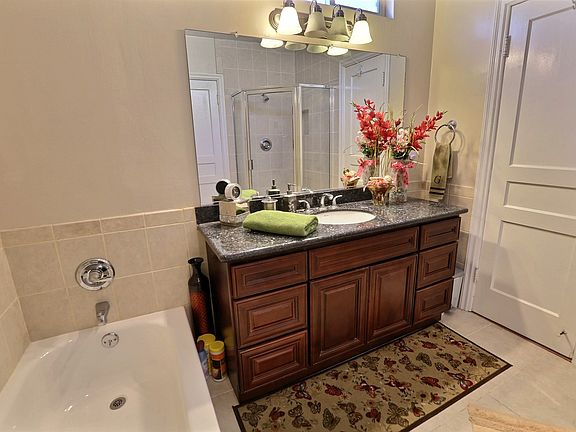 5th image of 6726 Temple City Blvd