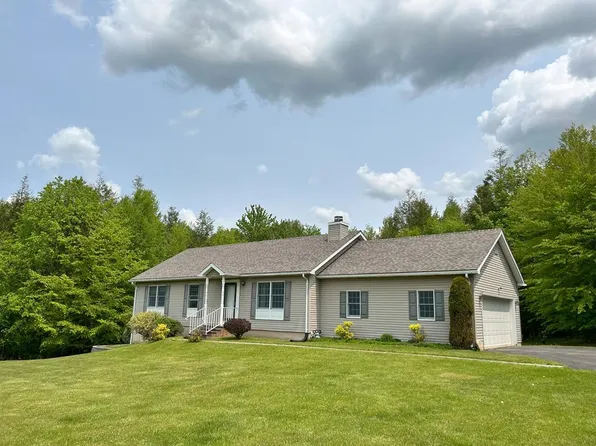104 Woodhouse Ct, Wellsboro, PA 16901
