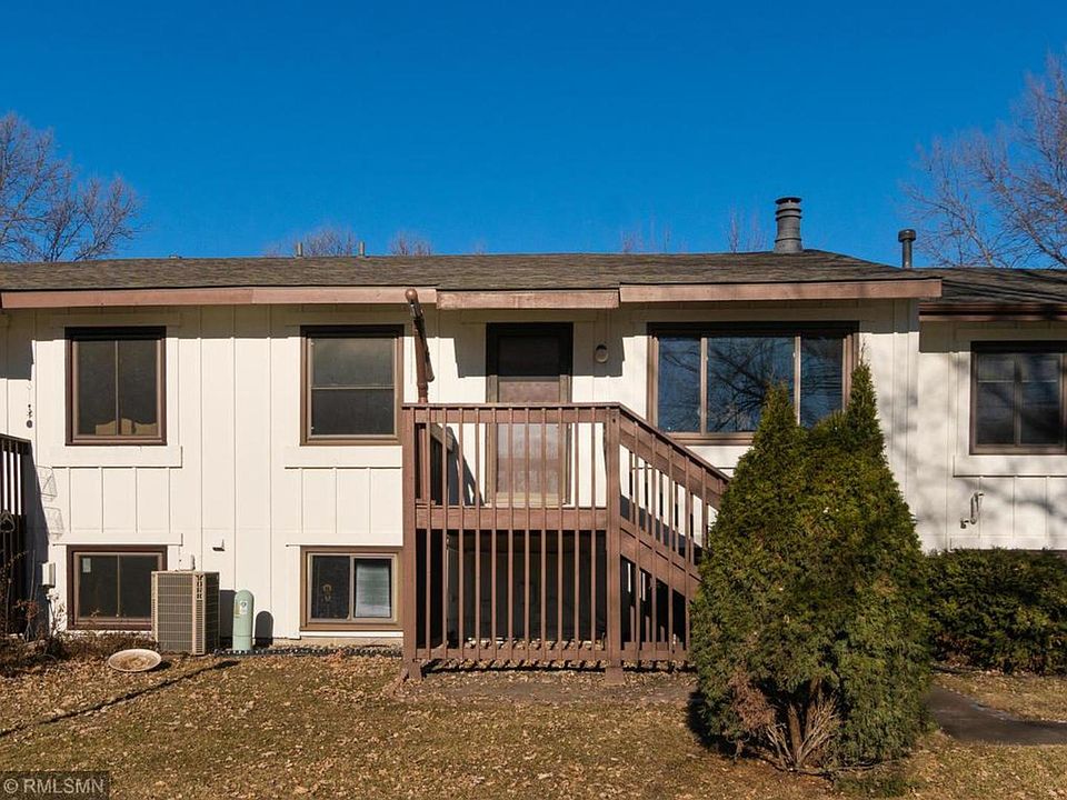 2nd image of 1350 Arden View Dr