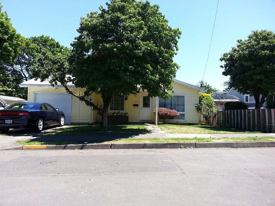 2nd image of 9214 N McKenna Ave