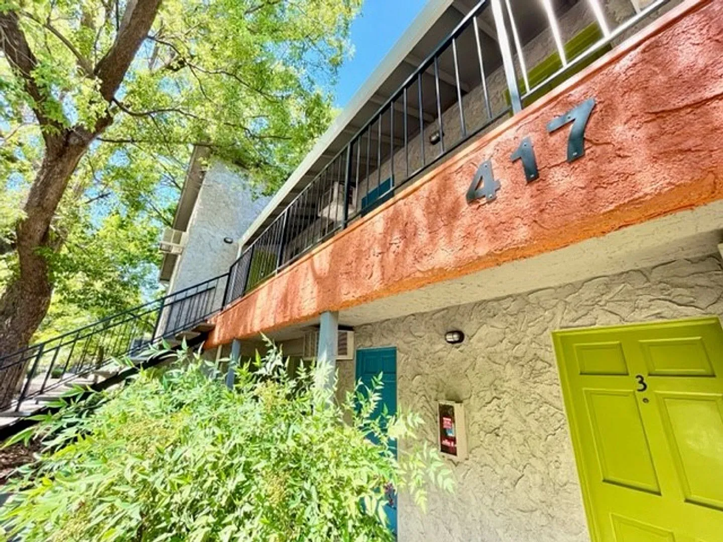 417 Orange St — Photo 2