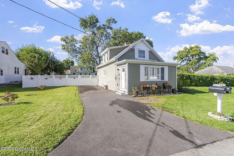 4th image of 1222 Cullen Avenue