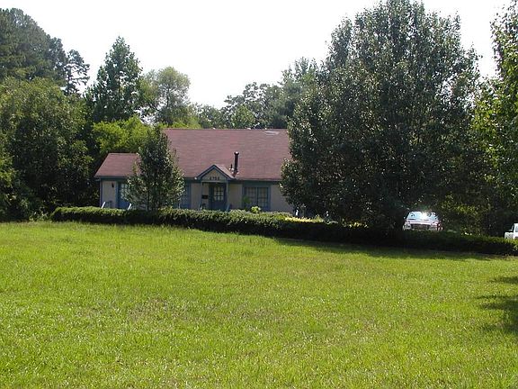 4th image of 2752 W Main St