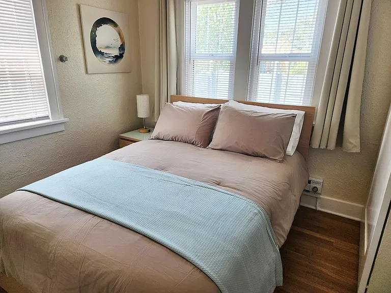 312 Vassar Dr SE — Photo 21