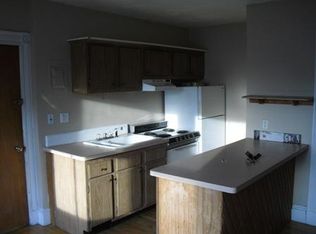 15 Pine St #17D, Waltham, MA 02453