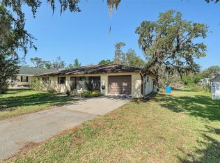 4221 Burrows Rd, Zephyrhills, FL 33542