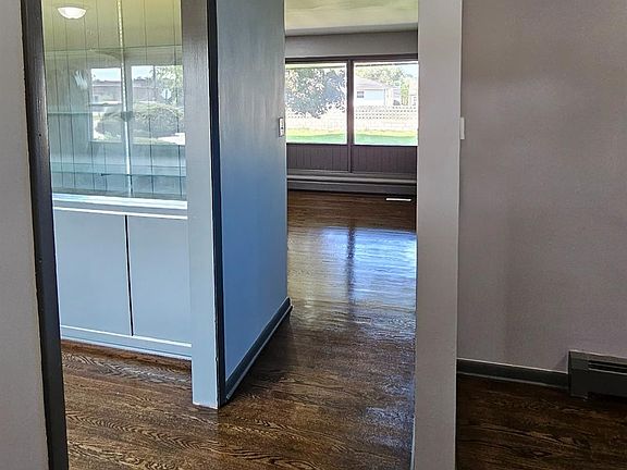 4th image of 3694 W 21st Ave