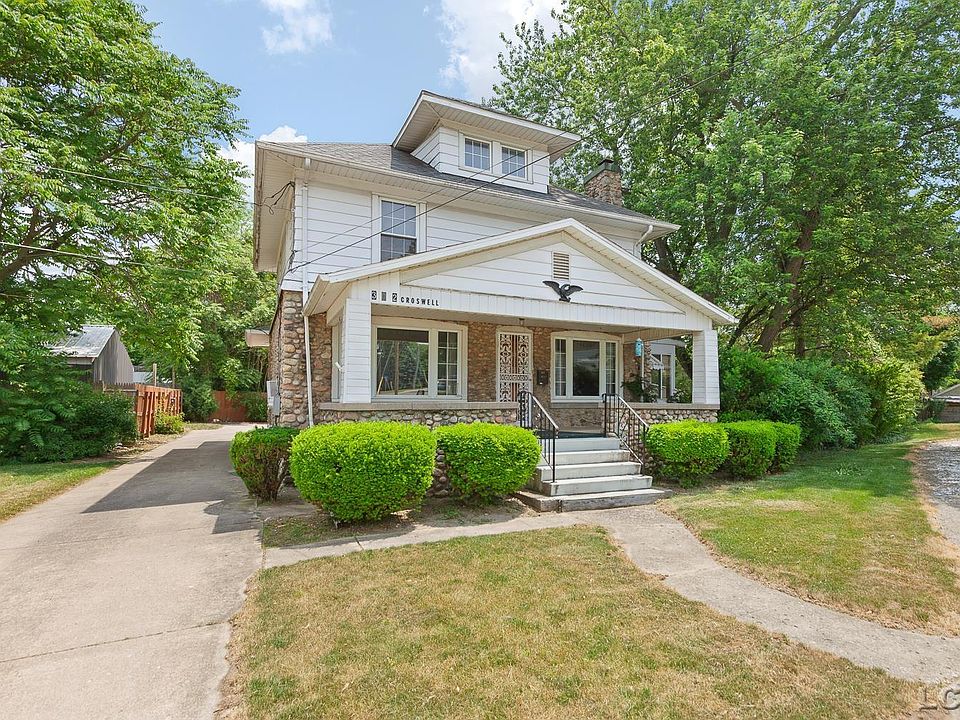 1st image of 302 Croswell St