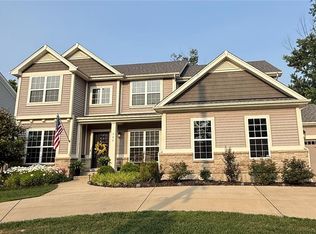 906 N Woodlawn Ave, Saint Louis, MO