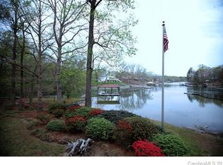 147 Waddell Rd, Mooresville, NC 28117
