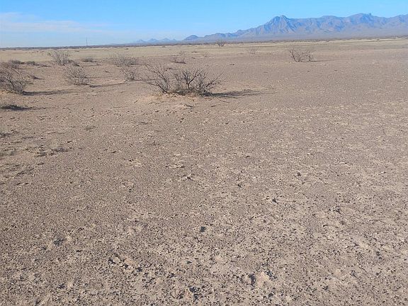 3rd image of Ponderosa Rd SE