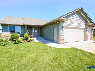 3112 S Triple Play Ave, Sioux Falls, SD 57110